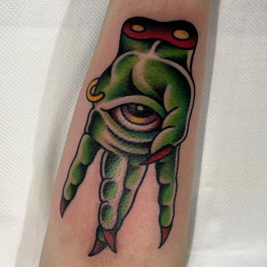 Neo traditional tattoo by Daniels Zars, Rīgas Tinte
